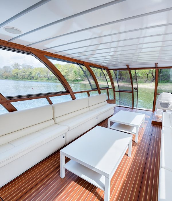 Rejs po Wiśle z występem tancerki Warszawa